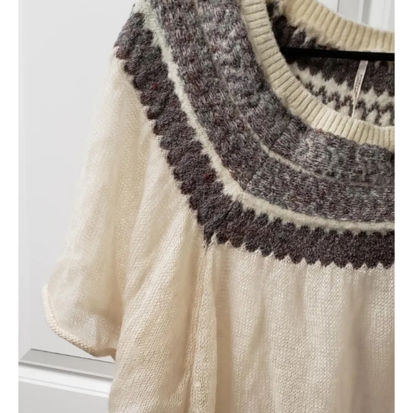 Free People Lock Lomand Women's Sweater Size: Medium Flutter Sleeve - Picture 2 of 12